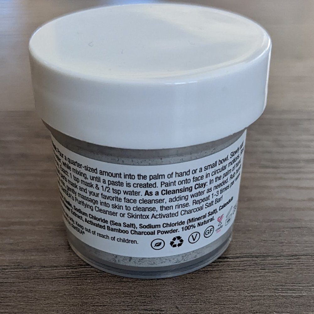 3 for $20... Clarisea Activated Charcoal Mask *PLEASE READ DETAILS* - Picture 2 of 2